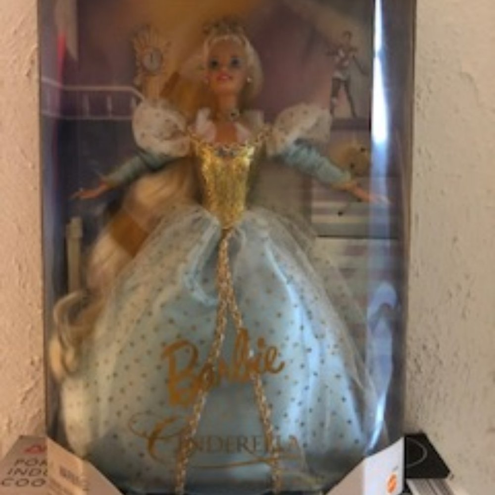 1996 Mattel Barbie as Cinderella